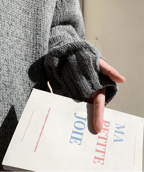 neos（ネオス）の「【neos -addictive design-】オーバーサイズ 指ぬき クルーネック ロング 杢 ニット（ニット/セーター・メンズ・ブラック/ベージュ/ブラウン/グレー・FREE）」の9枚目の写真