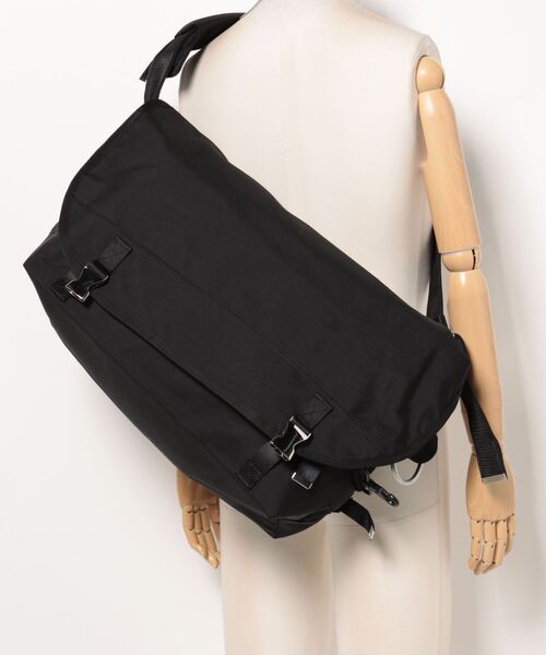LORINZA（ロリンザ）の「LORINZA / MESSENGER BAG M (LO-STN-SB01 M)（メッセンジャーバッグ・メンズ・ブラック・MEDIUM）」の2枚目の写真