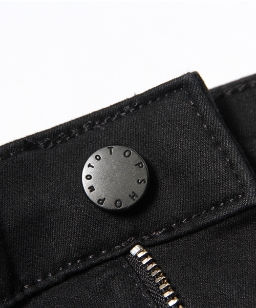 TOPSHOP(トップショップ)の「MOTO BLACK JONI JEANS/MOTO ブラックジョニージーンズ(デニムパンツ・レディース・ブラック・W28xL30/W25xL30/W30xL30)」の4枚目の写真