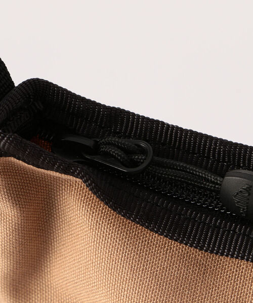 DANTON(ダントン)の「【DANTON/ダントン】コットンキャンバス縦型サコッシュ #JD-7299NNQ(ショルダーバッグ・メンズ・チャコールグレー/ブラック/ベージュ/オリーブ/サックスブルー/キナリ・FREE)」の10枚目の写真