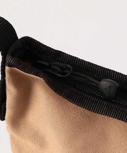 DANTON(ダントン)の「【DANTON/ダントン】コットンキャンバス縦型サコッシュ #JD-7299NNQ(ショルダーバッグ・メンズ・チャコールグレー/ブラック/ベージュ/オリーブ/サックスブルー/キナリ・FREE)」の12枚目の写真