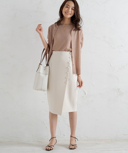LOUNGEDRESS（ラウンジドレス）の「ボタンタイトスカート