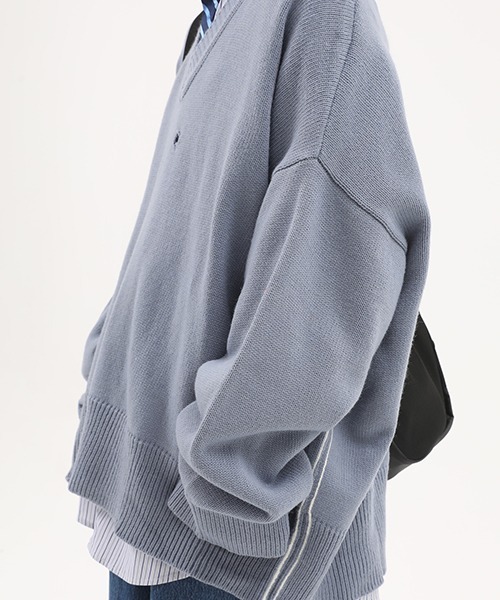 MASONPRINCE（メイソンプリンス）の「【MASONPRINCE】V-neck pothole rough edge sweaters MY1724（ニット/セーター・メンズ・ベージュ/ライトブルー・M/L/S）」の4枚目の写真