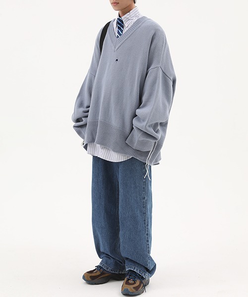 MASONPRINCE（メイソンプリンス）の「【MASONPRINCE】V-neck pothole rough edge sweaters MY1724（ニット/セーター・メンズ・ベージュ/ライトブルー・M/L/S）」の8枚目の写真