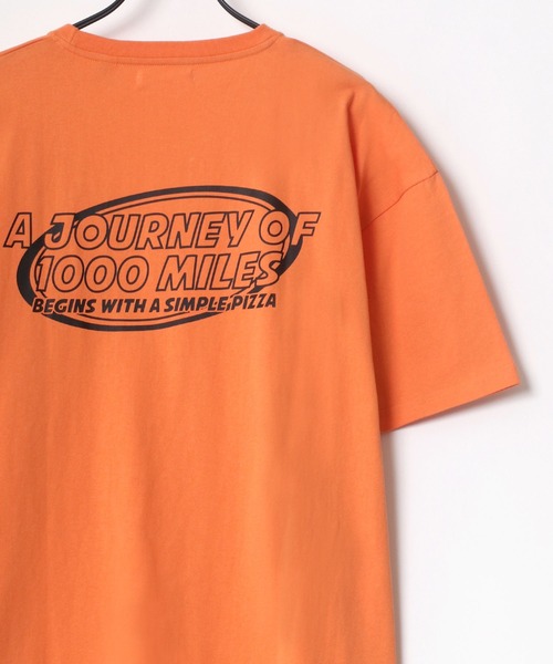 Lazar(ラザル)の「バックプリント Logo レトロ イラスト グラフィック ワンポイント ワッペン USAコットン Tシャツ(Tシャツ/カットソー・メンズ・ホワイト/ブラック/ベージュ/ネイビー/オレンジ/ホワイト系その他・M/L)」の6枚目の写真