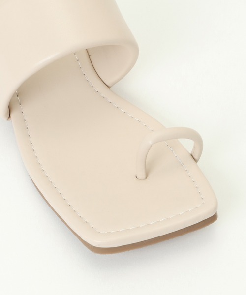 notch.（ノッチ）の「アシンメトリーサンダル（サンダル・レディース・オフホワイト/ブラック/グリーン・M/L）」の6枚目の写真