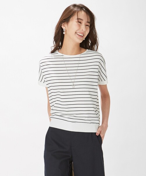 J.PRESS(ジェイプレス)の「【洗える】レーヨンストレッチバックボタン ニット(ニット/セーター・レディース・ホワイト系1/ブラウン系/ブラウン系1/サックスブルー系/イエロー系/ピンク系・T13/T15)」の2枚目の写真