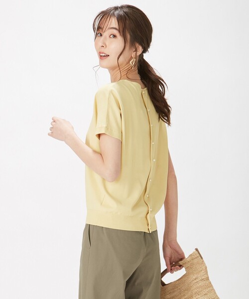 J.PRESS(ジェイプレス)の「【洗える】レーヨンストレッチバックボタン ニット(ニット/セーター・レディース・ホワイト系1/ブラウン系/ブラウン系1/サックスブルー系/イエロー系/ピンク系・T13/T15)」の6枚目の写真
