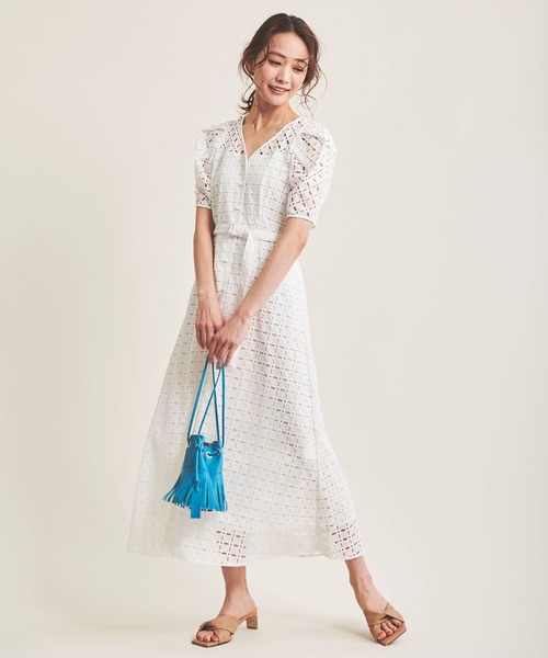 The Virgnia（ザ ヴァージニア）の「カットワーク幾何学刺繍ワンピース（ワンピース・レディース・オフホワイト/ピンク・36/38）」の8枚目の写真