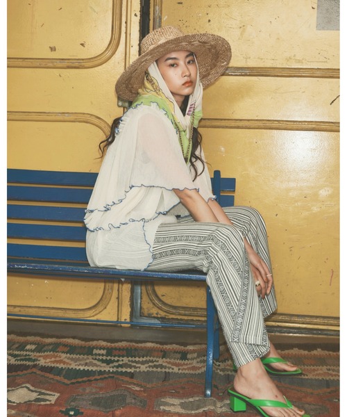 mag.by c（マグバイシー）の「(mag.by c)マルチストライプベルボトムパンツ（その他パンツ・レディース・パープル/ホワイト系その他・SMALL/MEDIUM）」の16枚目の写真