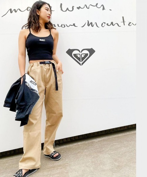 ROXY(ロキシー)の「SAILBOAT/ロキシーウエストゴムストレッチツイルワイドパンツ(チノパンツ・レディース・ベージュ/カーキ・SMALL/MEDIUM/LARGE)」の1枚目の写真