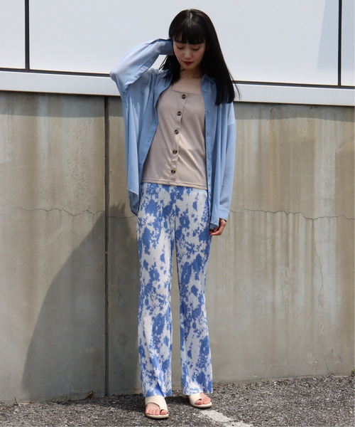 VENCEEXCHANGE（ヴァンスエクスチェンジ）の「セルフカットタイダイ柄プリーツフレアパンツ（その他パンツ・レディース・ブルー/ブラック/ベージュ・M）」の17枚目の写真