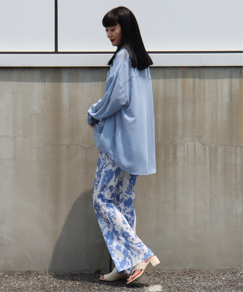 VENCEEXCHANGE（ヴァンスエクスチェンジ）の「セルフカットタイダイ柄プリーツフレアパンツ（その他パンツ・レディース・ブルー/ブラック/ベージュ・M）」の16枚目の写真