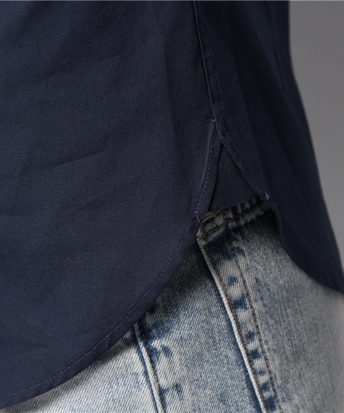 LIMITLESS LUXURY（リミットレスラグジュアリー）の「スタンダードシャツ。（シャツ/ブラウス・レディース・ホワイト/ネイビー・FREE）」の4枚目の写真