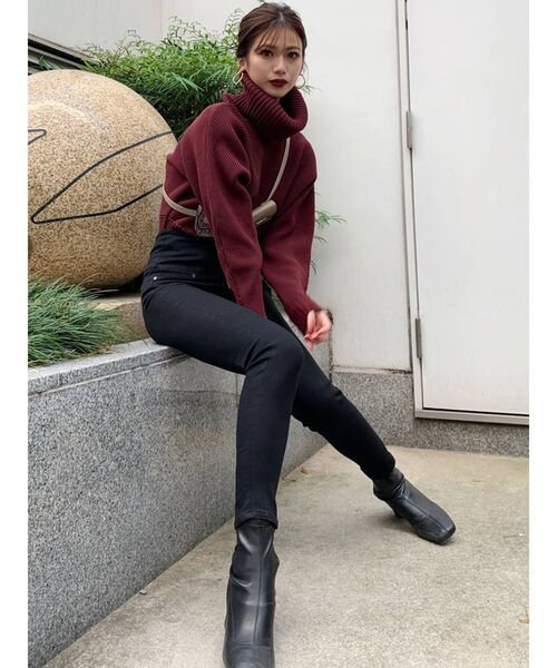 MURUA（ムルーア）の「ハイウエストZIPブラックスキニーパンツ（デニムパンツ・レディース・ブラック・1/2/0）」の3枚目の写真