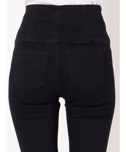 MURUA（ムルーア）の「ハイウエストZIPブラックスキニーパンツ（デニムパンツ・レディース・ブラック・1/2/0）」の14枚目の写真