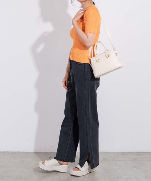 WEGO(ウィゴー)の「WEGO/クロコミニボストンショルダーバッグ(ショルダーバッグ・レディース・オフホワイト/ブラック・FREE)」の22枚目の写真