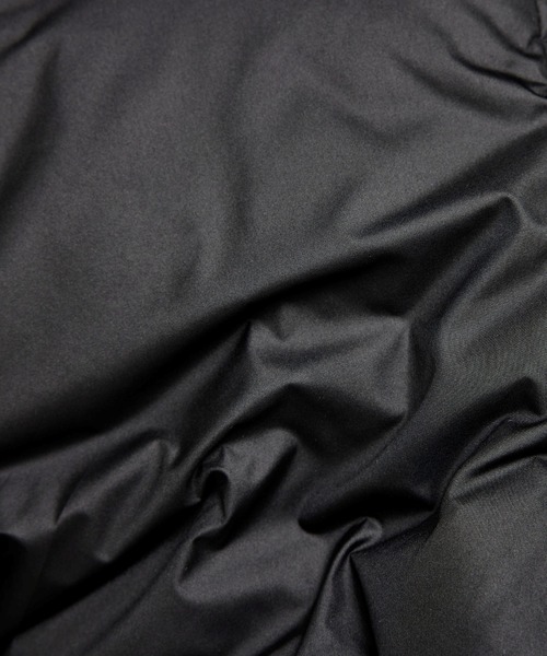 G-STAR(ジースター)の「G-WHISTLER SHORT PADDED JACKET/中綿/サステナブル(ダウンジャケット/コート・レディース・ダークブラック/グレー・X-SMALL/MEDIUM/SMALL)」の10枚目の写真