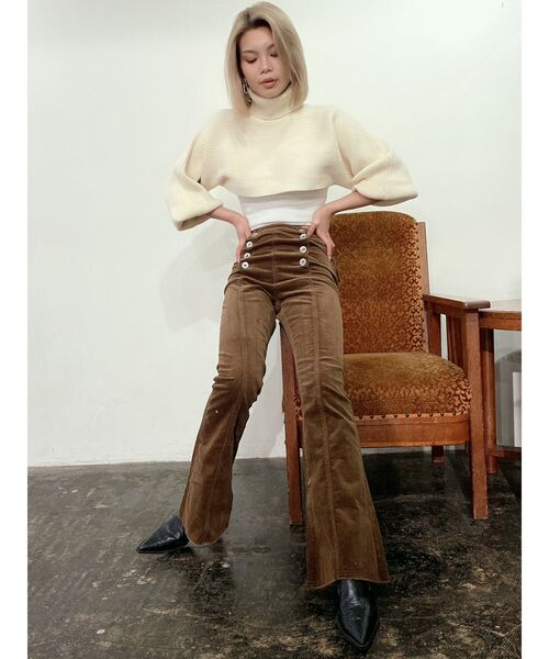 GYDA（ジェイダ）の「コーデュロイセーラーフレアパンツ（その他パンツ・レディース・ブラウン/アイボリー・SMALL/MEDIUM）」の13枚目の写真