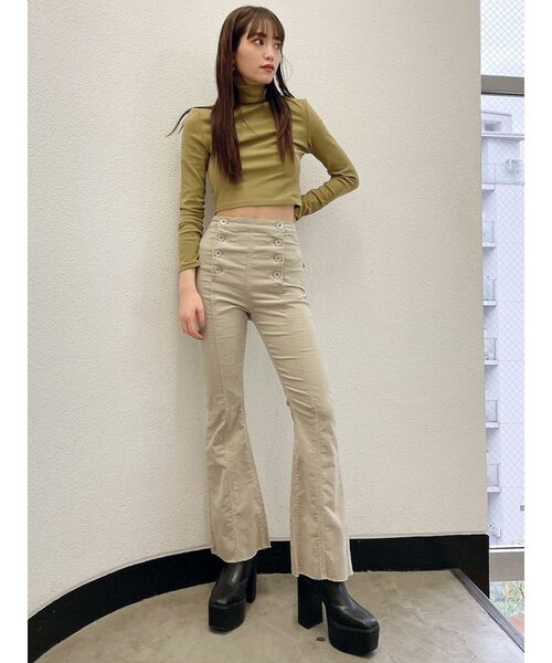 GYDA（ジェイダ）の「コーデュロイセーラーフレアパンツ（その他