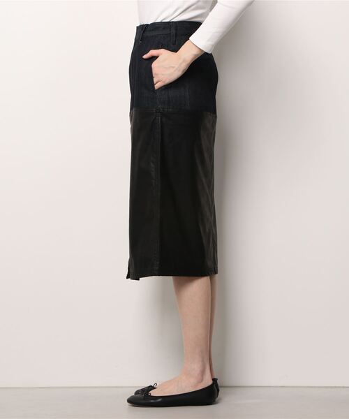 G.V.G.V.（ジーヴィージーヴィー）の「DENIM PENCIL SKIRT（デニムスカート・レディース・ダークネイビー・36/34）」の6枚目の写真