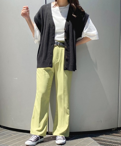 apres jour（アプレジュール）の「ボタンニットベスト【ZOZOTOWN限定アイテム】（ベスト・レディース・ダークグリーン/ブラック/アイボリー・X-LARGE/フリー）」の12枚目の写真