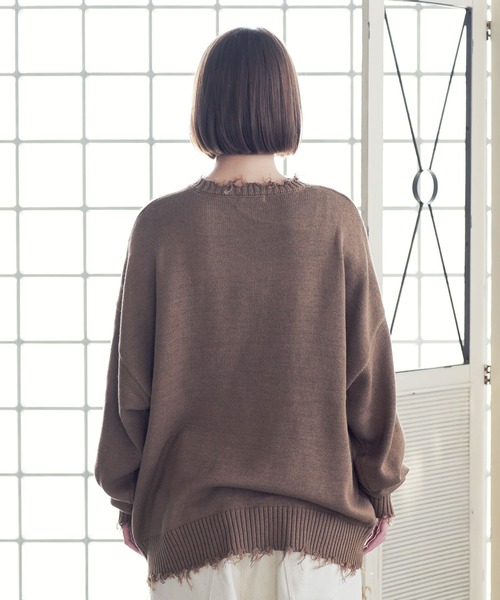 Air Tokyo(エアートウキョー)の「オーバーサイズ ボリューム クルーネック ダメージ ニット ビッグ セーター(ニット/セーター・メンズ・ブラック/ブラウン/アイボリー・MEDIUM/LARGE)」の11枚目の写真