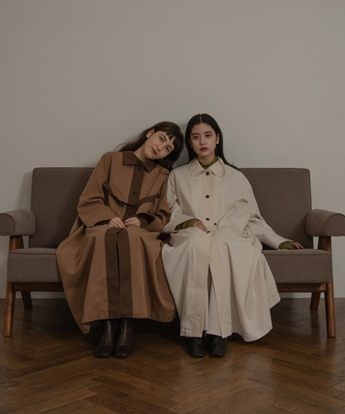 lawgy(ラウジー)の「bi fabric trench coat(トレンチコート・レディース・ホワイト/ブラウン・FREE)」の9枚目の写真