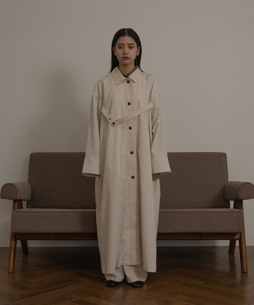 lawgy(ラウジー)の「bi fabric trench coat(トレンチコート・レディース・ホワイト/ブラウン・FREE)」の13枚目の写真