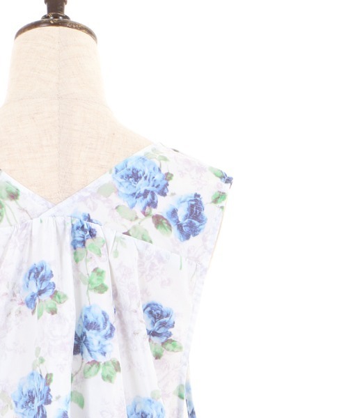 axes femme（アクシーズファム）の「エレガントローズエプロン（エプロン・レディース・ブルー/ピンク系その他・MEDIUM）」の7枚目の写真