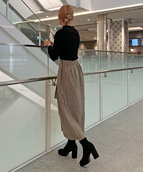 attagirl（アタガール）の「スクエアトゥストレッチショートブーツ（ブーツ・レディース・ブラック/ブラック系その他/ダークブラウン/アイボリー/ベージュ系その他・L/S/LL/M/3L）」の17枚目の写真