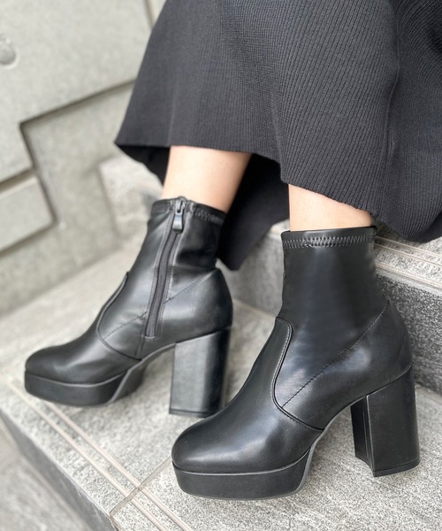 attagirl（アタガール）の「スクエアトゥストレッチショートブーツ（ブーツ・レディース・ブラック/ブラック系その他/ダークブラウン/アイボリー/ベージュ系その他・L/S/LL/M）」の12枚目の写真