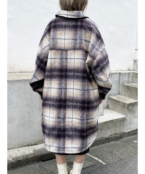 ENVYM（アンビー）の「ルーズロングシャツＪＫ（その他アウター・レディース・ブラック/ベージュ・FREE）」の5枚目の写真