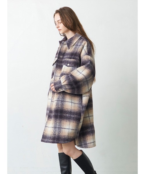 ENVYM（アンビー）の「ルーズロングシャツＪＫ（その他アウター・レディース・ブラック/ベージュ・FREE）」の11枚目の写真