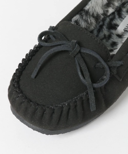 Minnetonka(ミネトンカ)の「MINNETONKA KIMMY(その他シューズ・レディース・キャメル/ブラック/チャコールグレー・6/8/7)」の11枚目の写真
