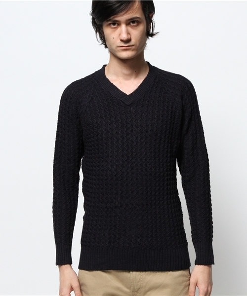 KATHARINE HAMNETT LONDON （キャサリンハムネットロンドン）の「CODE STRIPE PO / コードストライププルオーバー（ニット/セーター・メンズ・イエロー/ホワイト/ネイビー・MEDIUM/LARGE/AL）」の4枚目の写真