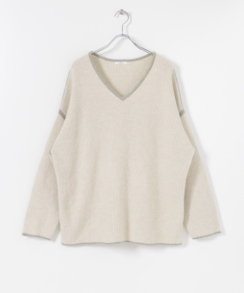 URBAN RESEARCH（アーバンリサーチ）の「パイピングVネックニット（ニット/セーター・レディース・モカ/ブラウン/アイボリー・FREE）」の13枚目の写真