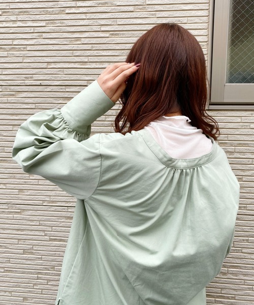 CLEA(クレア)の「2WAYバンドカラーボリュームスリーブブラウス〇(シャツ/ブラウス・レディース・ホワイト/ブルー/グリーン・S/M)」の15枚目の写真