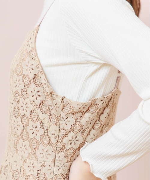 flower（フラワー）の「レースフルキャミワンピース（ワンピース・レディース・ホワイト/ベージュ・FREE）」の18枚目の写真