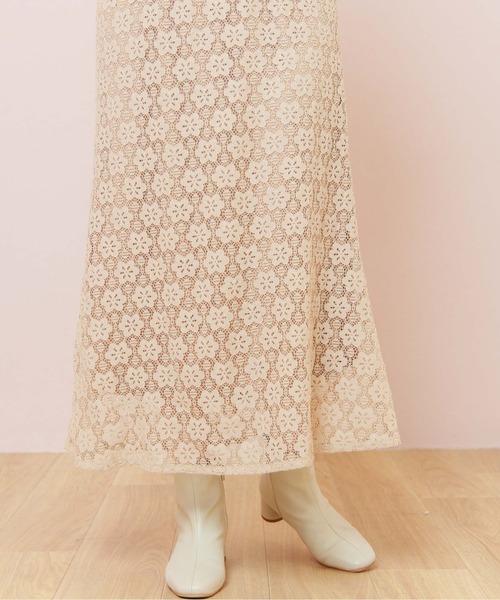 flower（フラワー）の「レースフルキャミワンピース（ワンピース・レディース・ホワイト/ベージュ・FREE）」の4枚目の写真