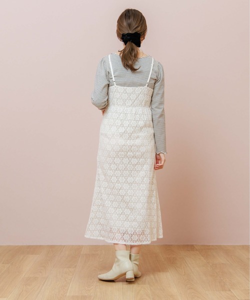 flower（フラワー）の「レースフルキャミワンピース（ワンピース・レディース・ホワイト/ベージュ・FREE）」の19枚目の写真