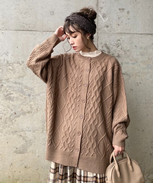 deux amour（ドゥーザムール）の「ケーブルカーディガン（カーディガン/ボレロ・レディース・ブラウン/アイボリー/ブラック・MEDIUM）」の3枚目の写真