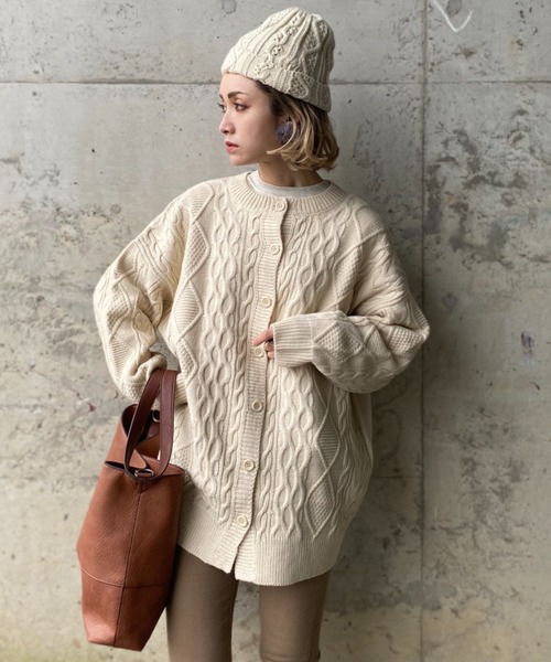 deux amour（ドゥーザムール）の「ケーブルカーディガン（カーディガン/ボレロ・レディース・ブラウン/アイボリー/ブラック・MEDIUM）」の6枚目の写真