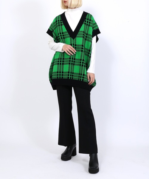 PUNYUS(プニュズ)の「チェックオーバーニットベスト(ベスト・レディース・ホワイト/イエロー/ブルー/グリーン・1/2/4/3)」の7枚目の写真