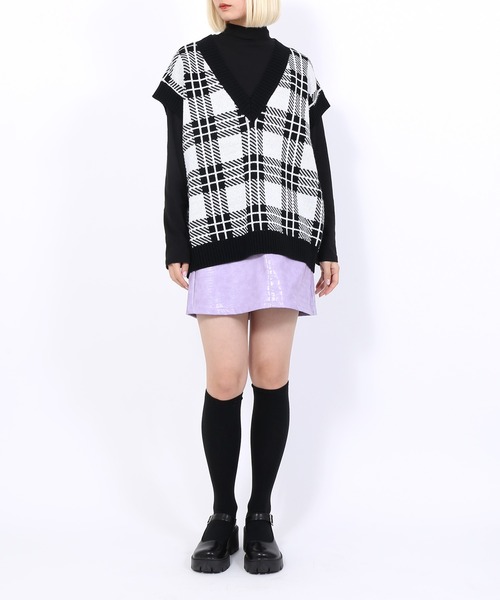 PUNYUS(プニュズ)の「チェックオーバーニットベスト(ベスト・レディース・ホワイト/イエロー/ブルー/グリーン・1/2/4/3)」の9枚目の写真