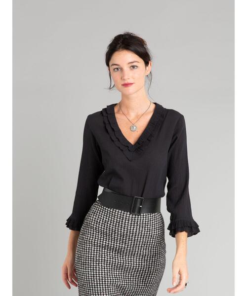 agnes b.(アニエスベー)の「UN11 CHEMISE ノーカラーブラウス(シャツ/ブラウス・レディース・ブラック・40/38/42/36)」の2枚目の写真