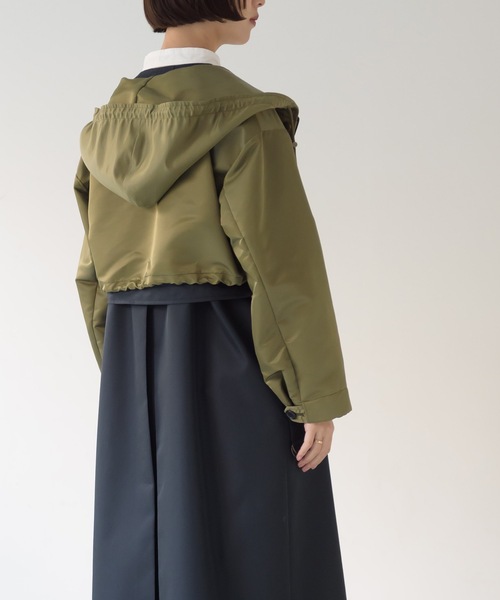 La SRIC（ラスリック）の「La SRIC / ロングトレンチベスト+フードJK（トレンチコート・レディース・キャメル/ネイビー・38）」の17枚目の写真