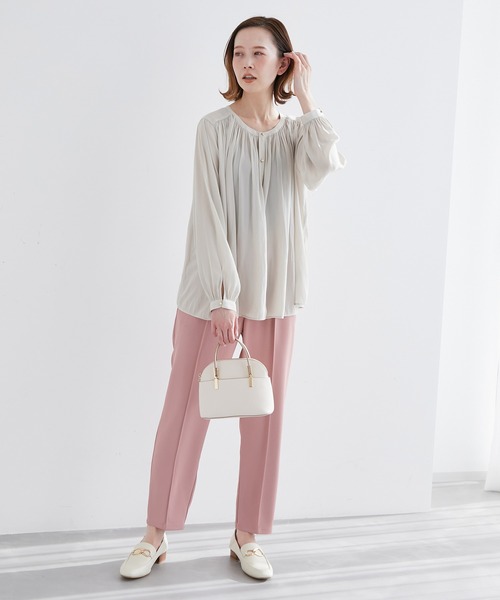 ROPE' PICNIC(ロペピクニック)の「【2WAY】メタルギャザーブラウス(シャツ/ブラウス・レディース・ベージュ/グリーン/サックスブルー/イエロー/チャコールグレー・38)」の16枚目の写真