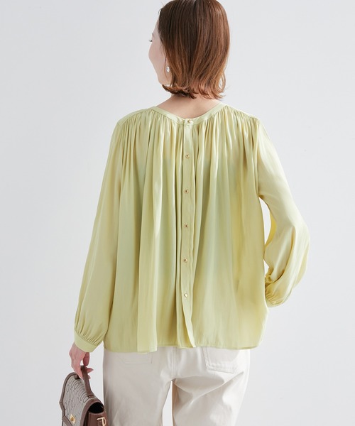 ROPE' PICNIC(ロペピクニック)の「【2WAY】メタルギャザーブラウス(シャツ/ブラウス・レディース・ベージュ/グリーン/サックスブルー/イエロー/チャコールグレー・38)」の22枚目の写真
