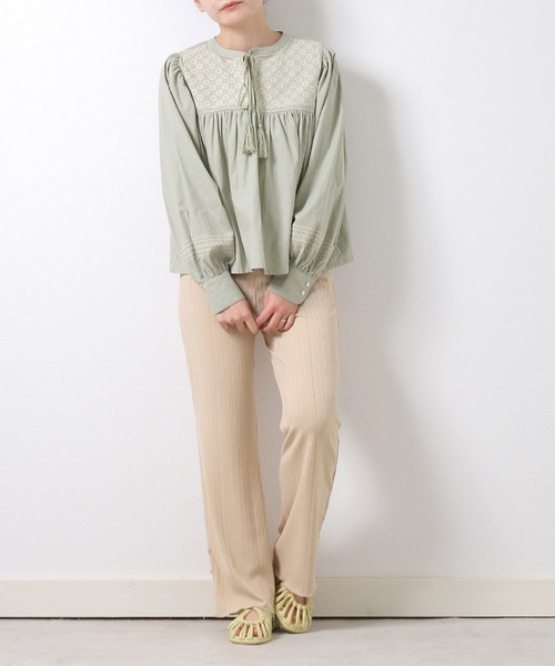 Crisp（クリスプ）の「クロスフラワーパフブラウス（シャツ/ブラウス・レディース・ホワイト/グリーン・FREE）」の16枚目の写真